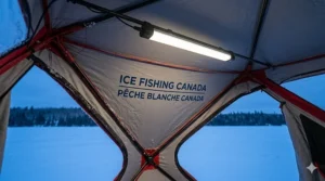Technical shot showing frost/rime on the weather-resistant bars.